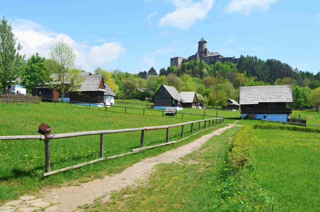 lubovniansky-skanzen